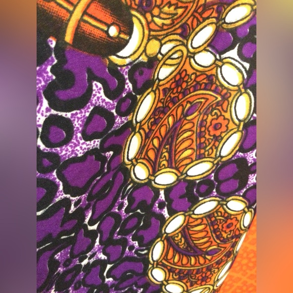 Vibrant Orange, White ,Black and Purple Kaftan - Picture 3 of 9